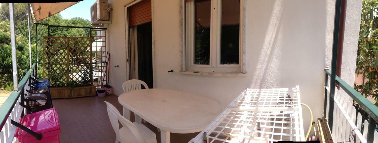 Casa Sul Monte D'Oro Διαμέρισμα Scauri  Εξωτερικό φωτογραφία